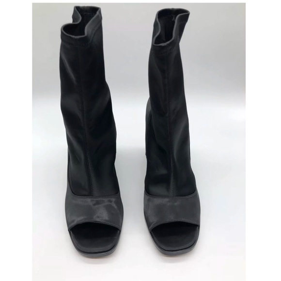 REPORT BRADSHAW BLACK PEEP-TOE BOOTIES - Picture 5 of 7